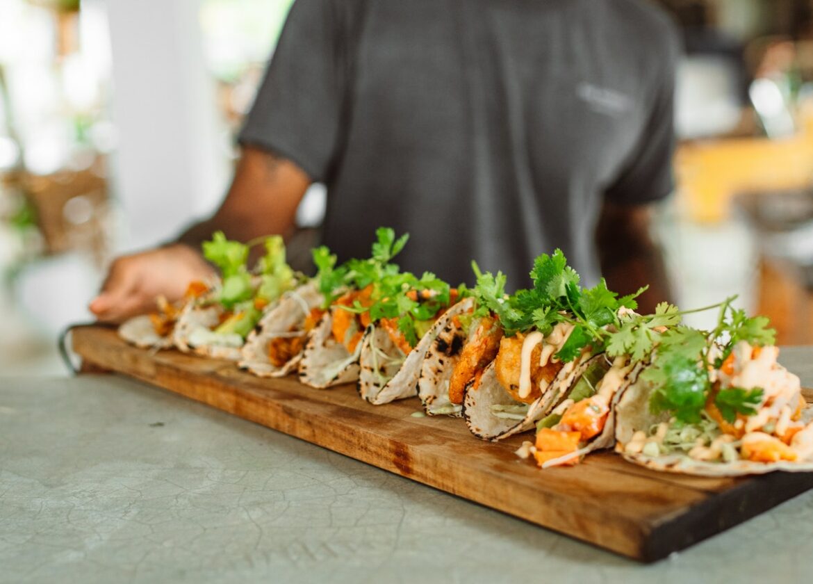 Tacos de poulet croustillant au paprika