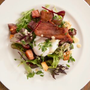 Salade lyonnaise lard & croutons